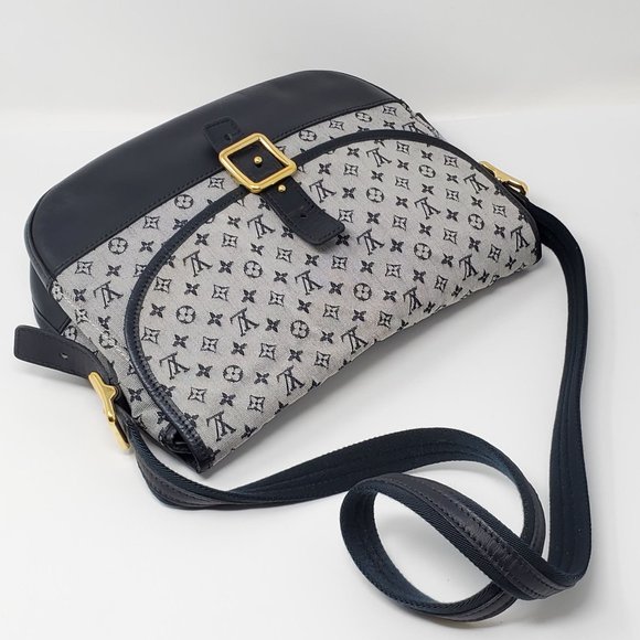 Auth Louis Vuitton Denim and Leather Crossbody Bag - Picture 4 of 16